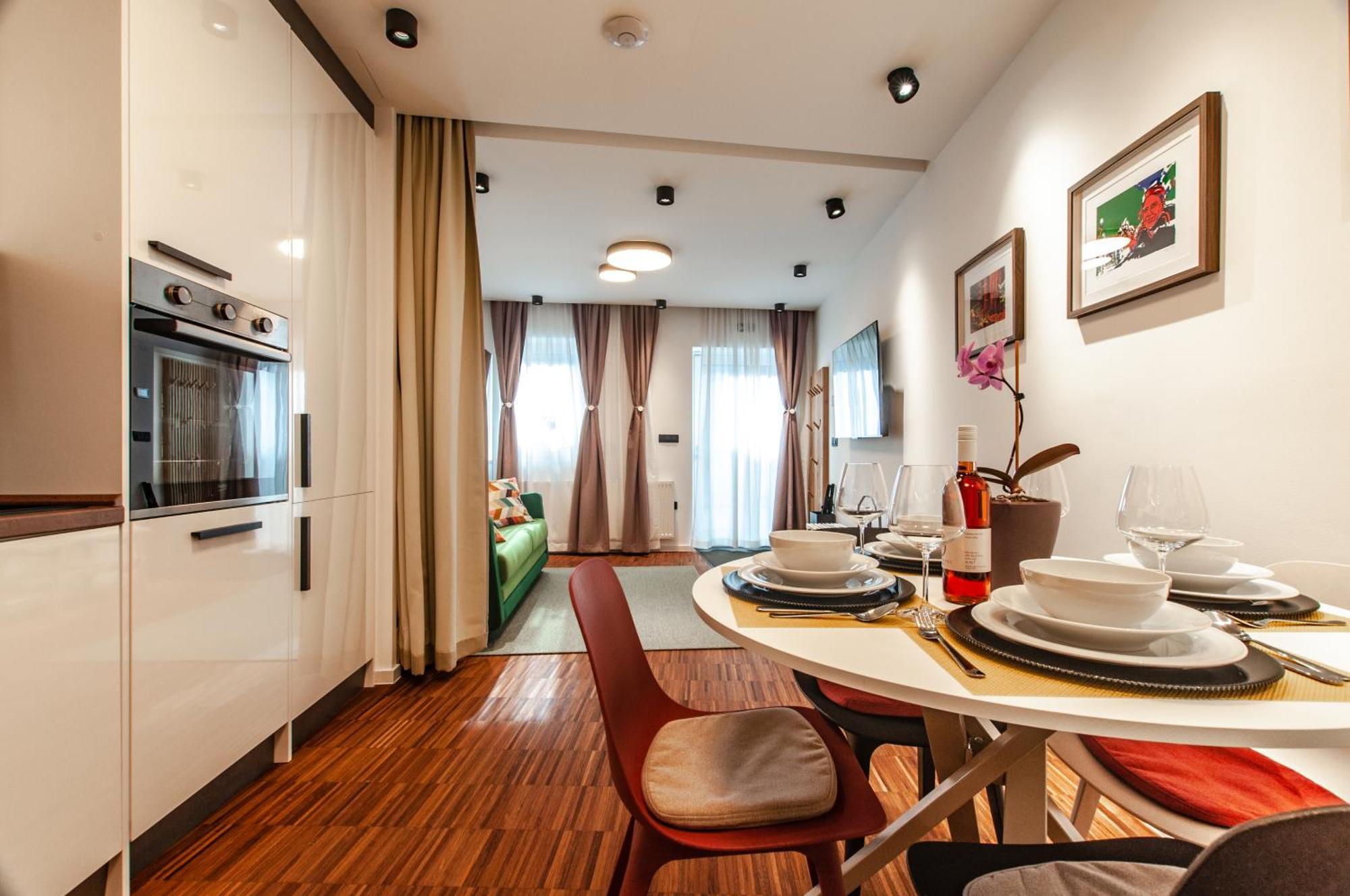 Six In The City Apartment, ลูบลิยานา ภายนอก รูปภาพ
