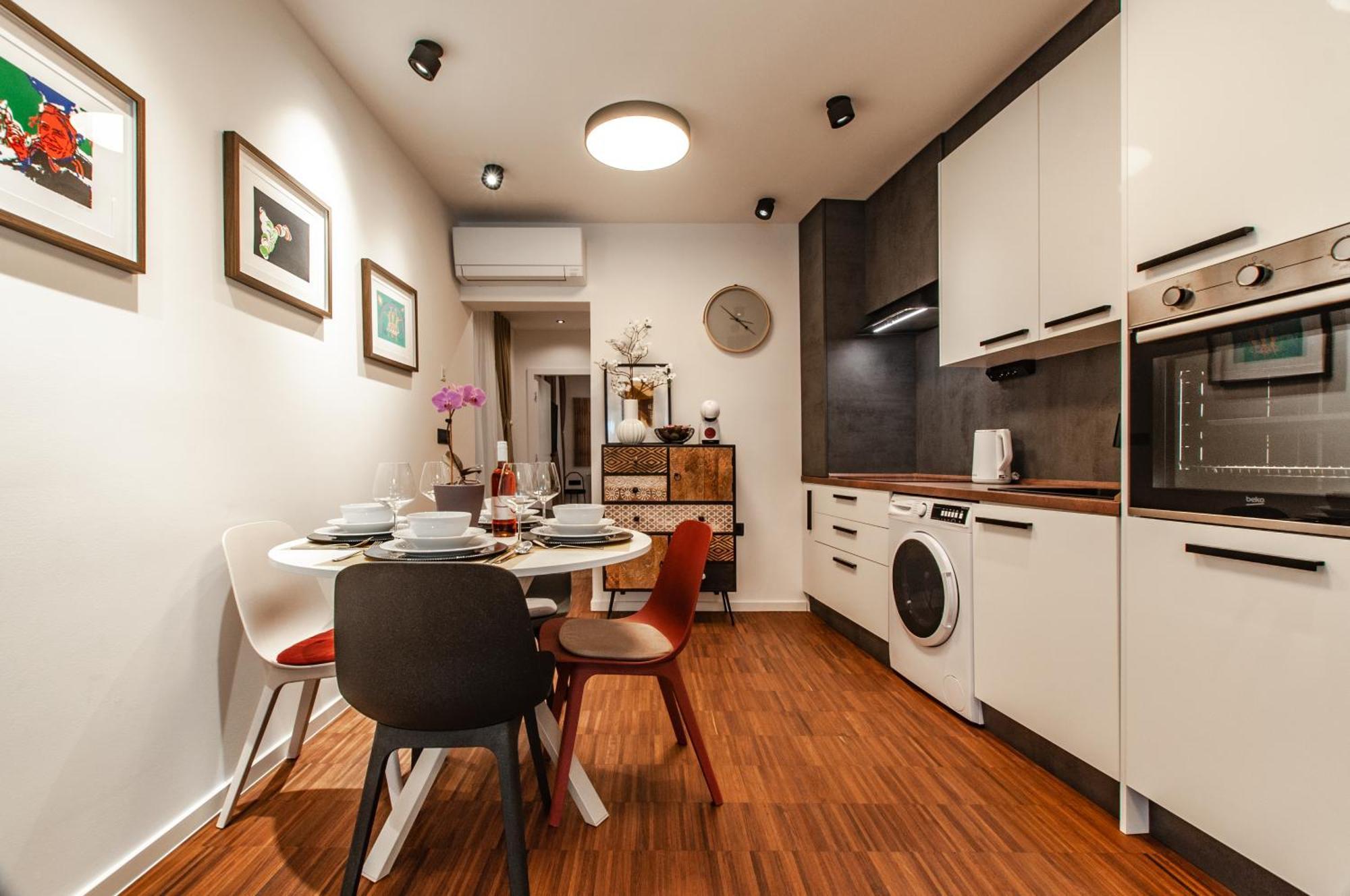 Six In The City Apartment, ลูบลิยานา ภายนอก รูปภาพ