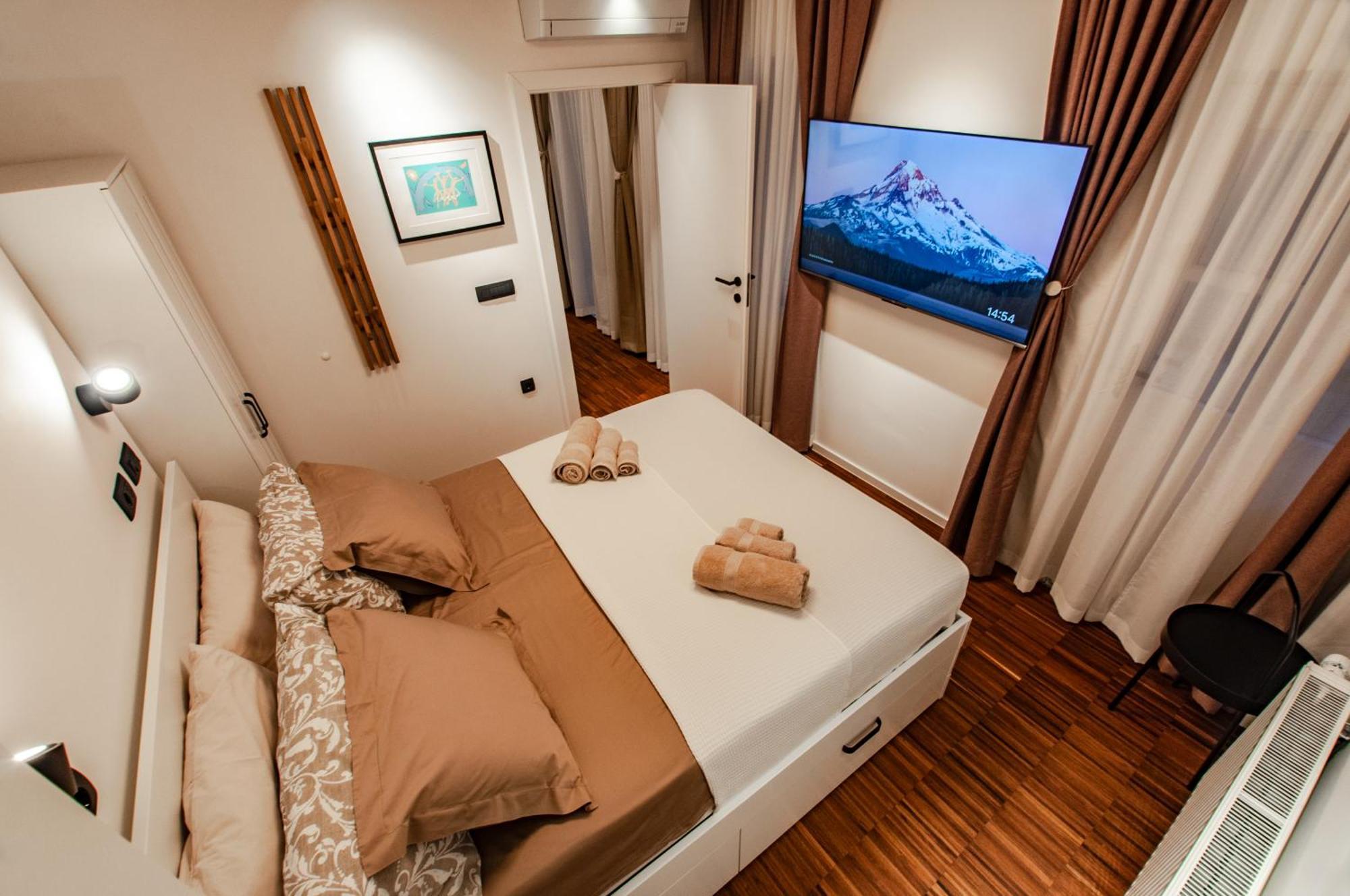 Six In The City Apartment, ลูบลิยานา ภายนอก รูปภาพ