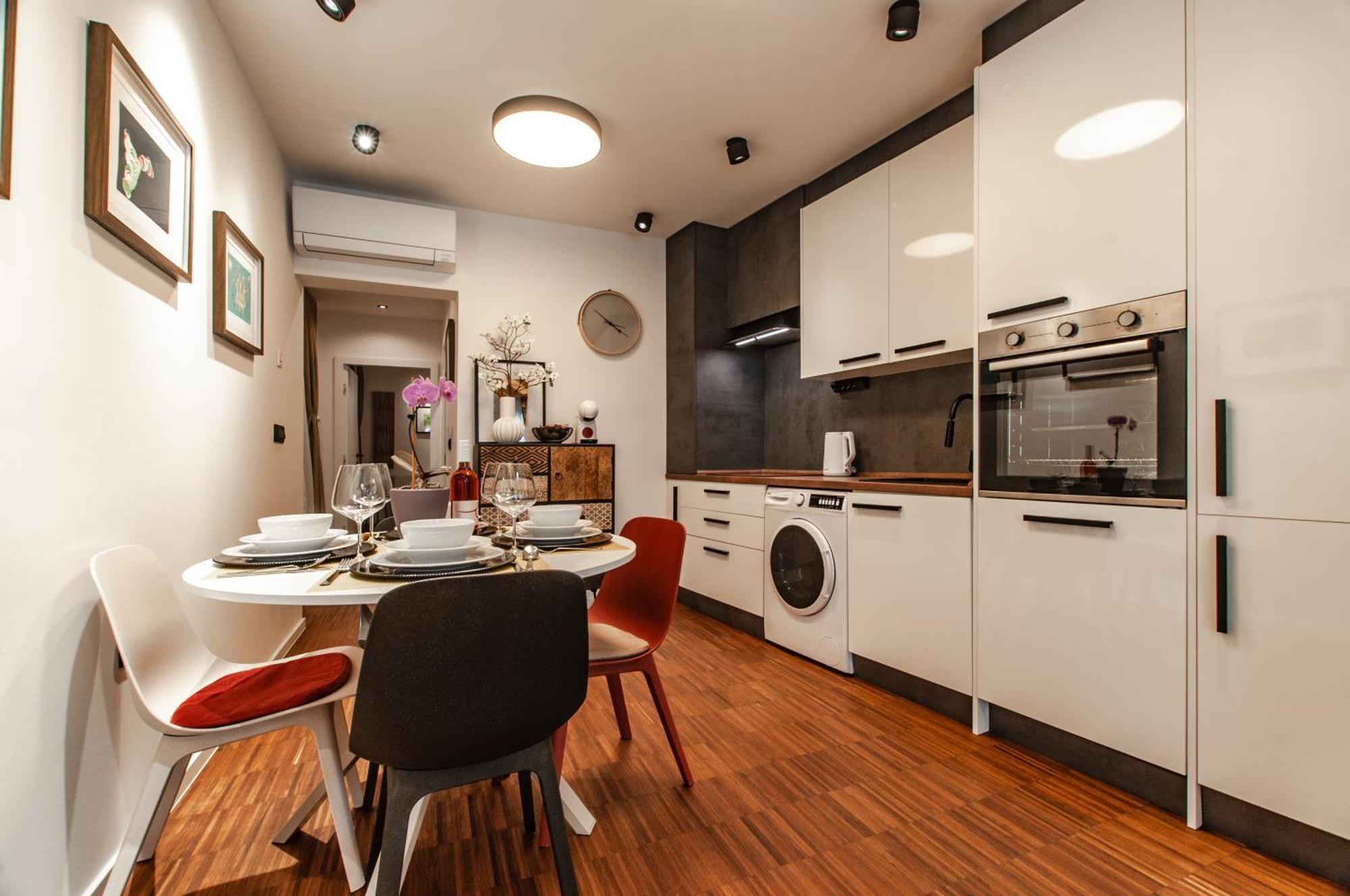 Six In The City Apartment, ลูบลิยานา ภายนอก รูปภาพ